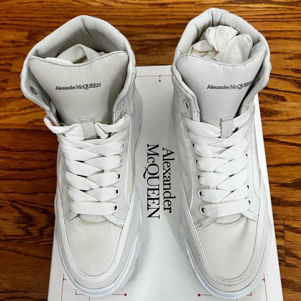Alexander McQueen Mid-top sneakers in size 41 - Picture 3 of 9